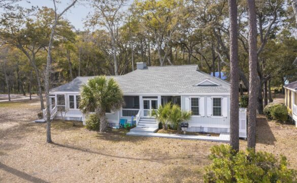 Secret Beach Cottage, Daufuskie Island Vacation Rental Group