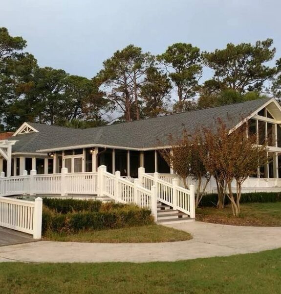 Dining, Daufuskie Island Vacation Rental Group