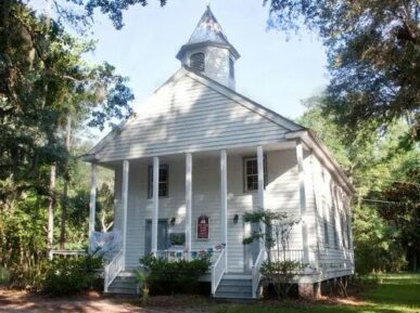 Blue Fuskie Cottage, Daufuskie Island Vacation Rental Group