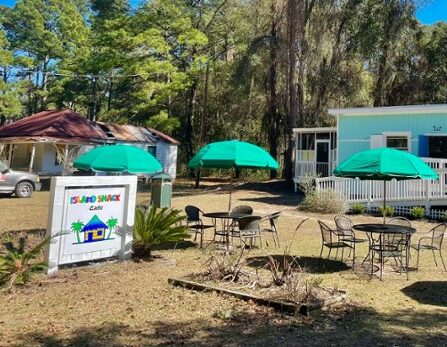 Dining, Daufuskie Island Vacation Rental Group